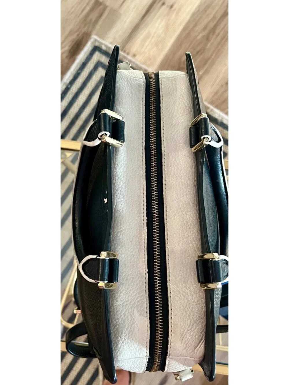 TORY BURCH AUTHENTIC BLACK AND WHITE JESSICA HANDBAG